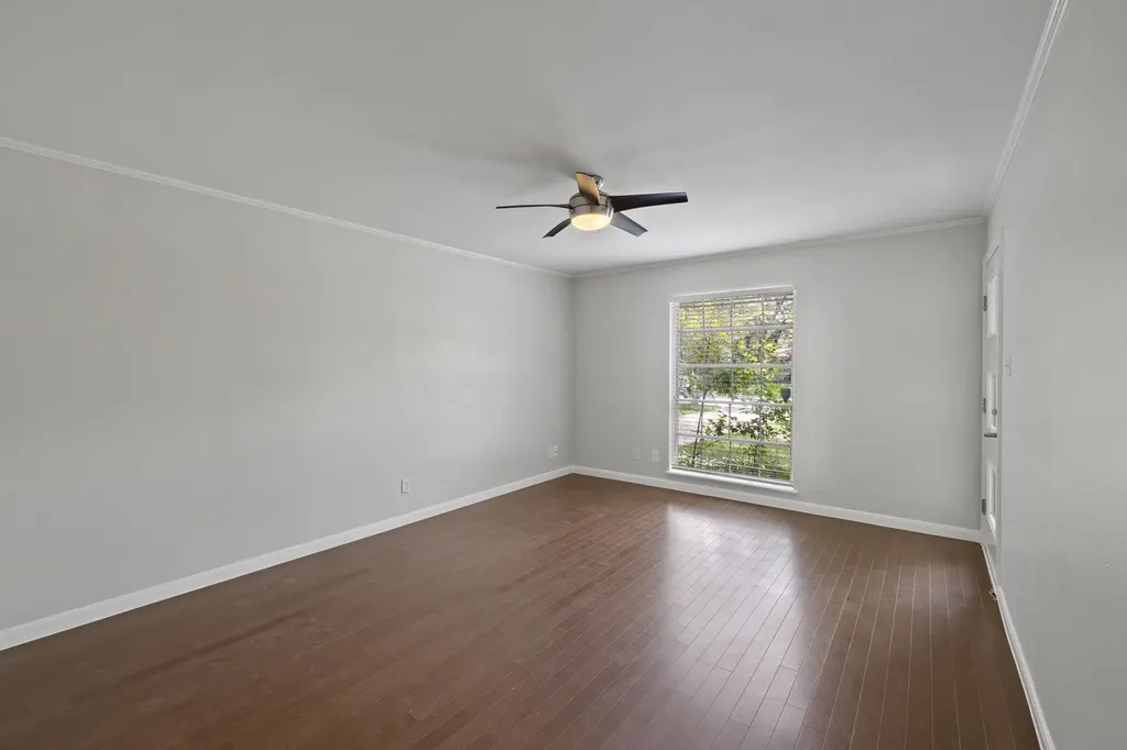 2015 Fair Oaks Drive Austin TX 78745