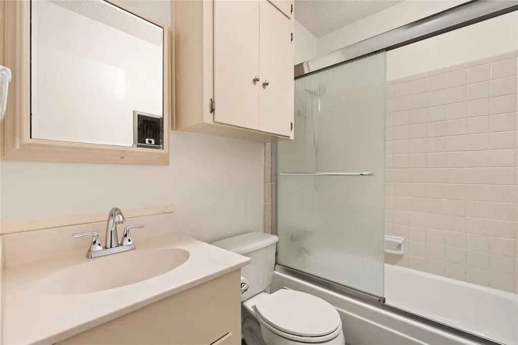 5803 Eureka Drive Austin TX 78745