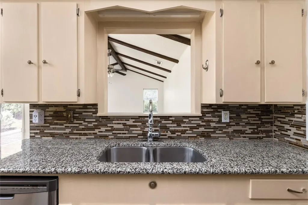 5803 Eureka Drive Austin TX 78745