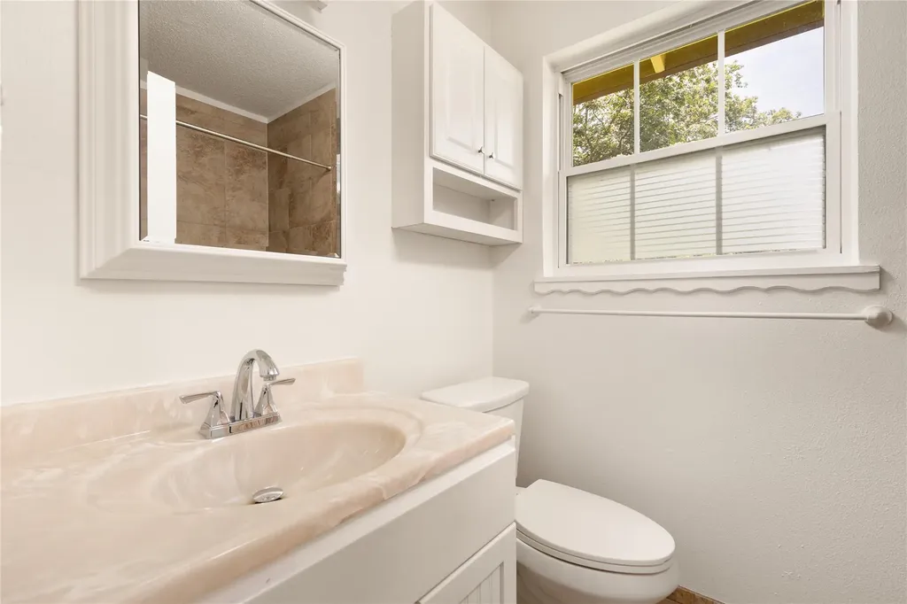5803 Eureka Drive Austin TX 78745