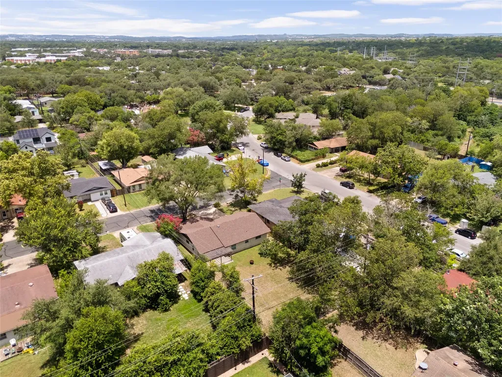 5803 Eureka Drive Austin TX 78745
