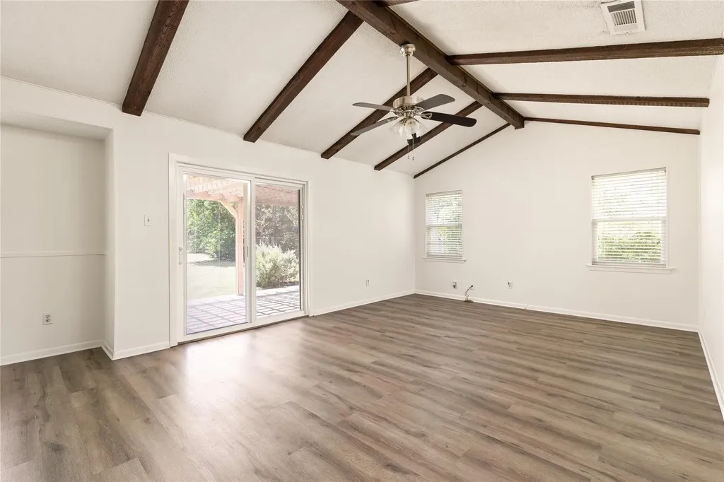 5803 Eureka Drive Austin TX 78745