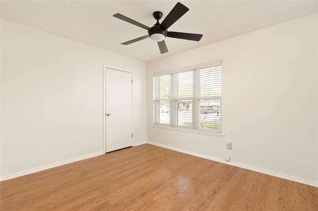 5803 Eureka Drive Austin TX 78745