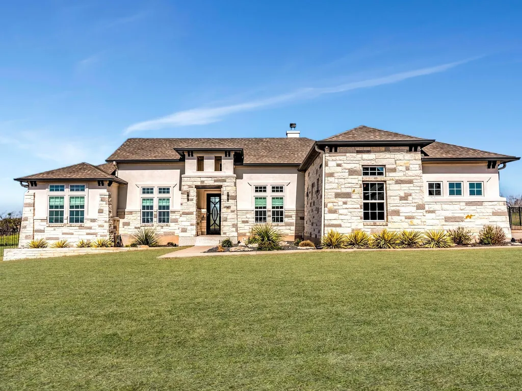 147 Hope Street Kyle TX 78640