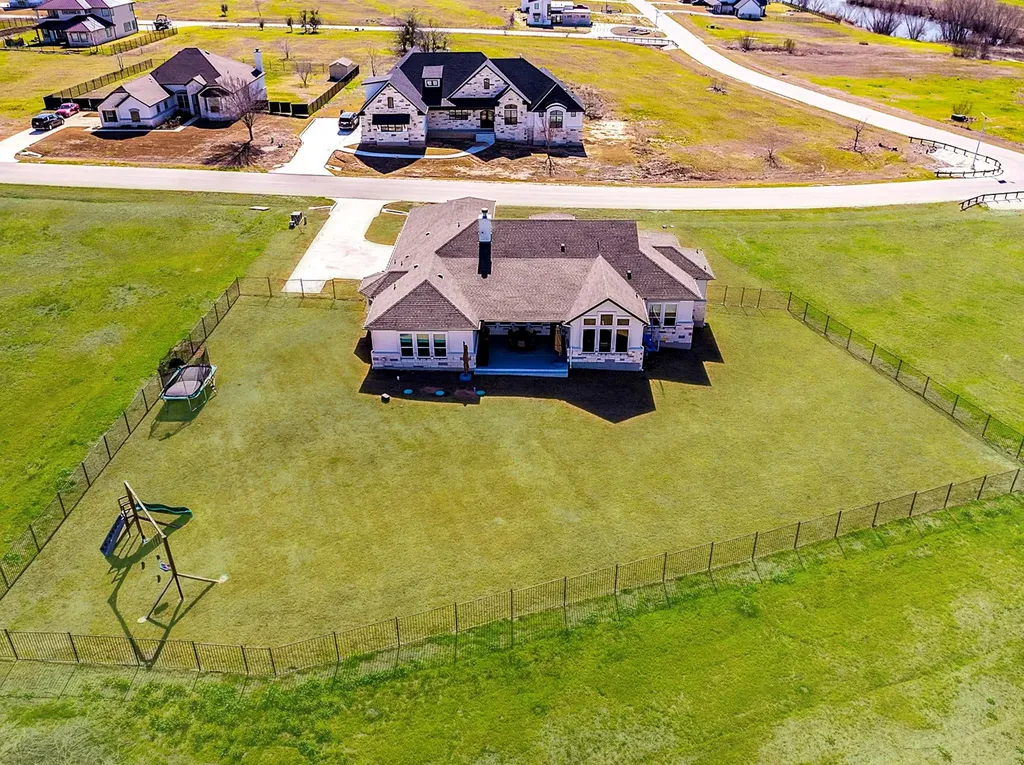 147 Hope Street Kyle TX 78640