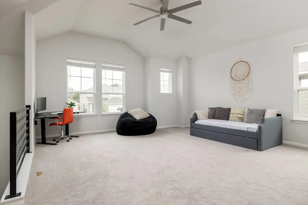 10221 Forest Grove Drive Austin TX 78747