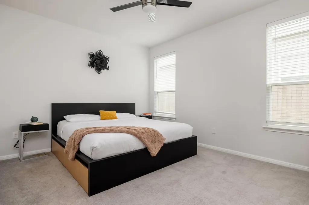 10221 Forest Grove Drive Austin TX 78747