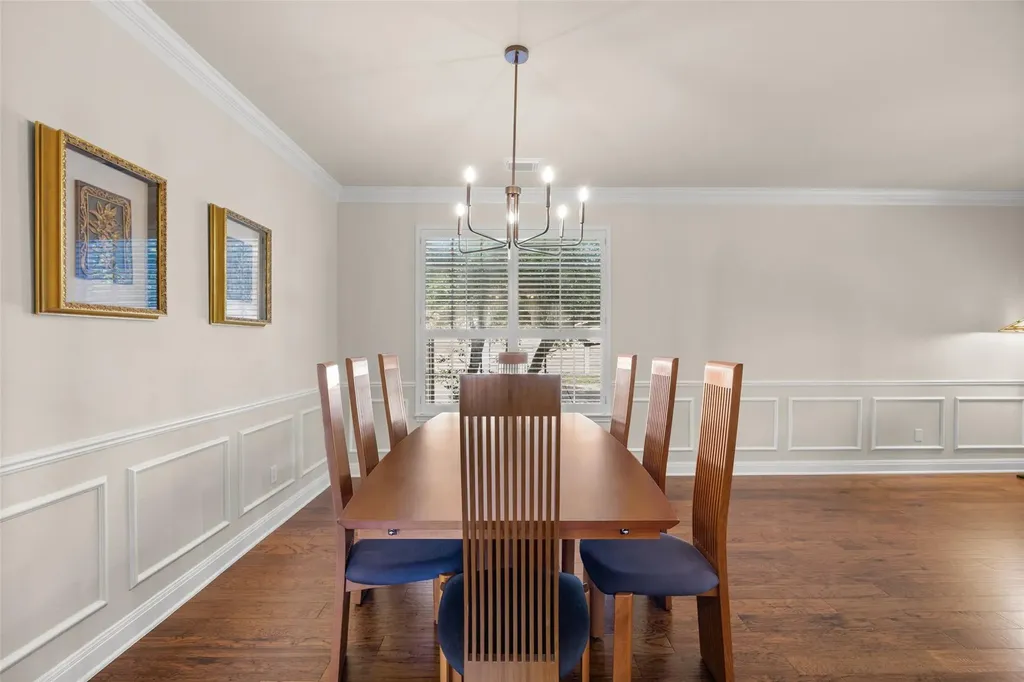 5836 Brittlyns Court Austin TX 78730