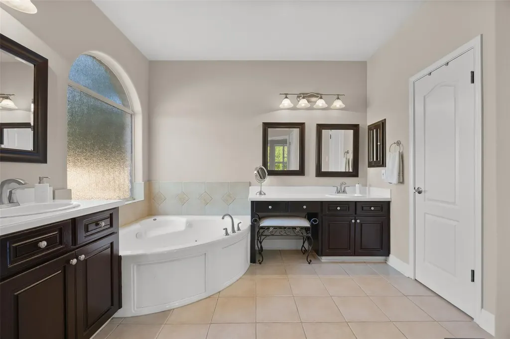 5836 Brittlyns Court Austin TX 78730