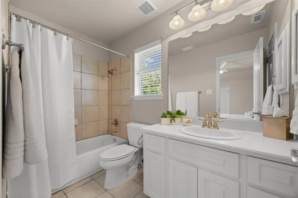 5836 Brittlyns Court Austin TX 78730
