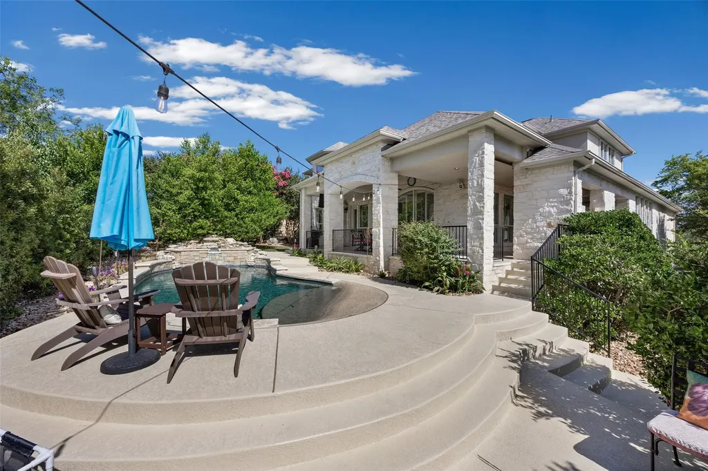 5836 Brittlyns Court Austin TX 78730