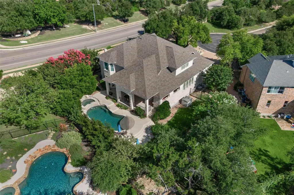 5836 Brittlyns Court Austin TX 78730