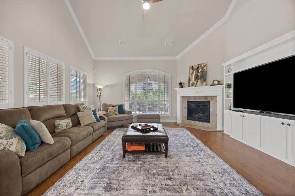 5836 Brittlyns Court Austin TX 78730