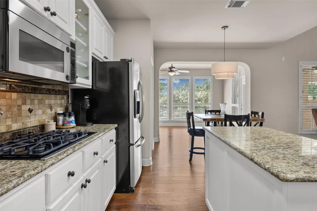 5836 Brittlyns Court Austin TX 78730