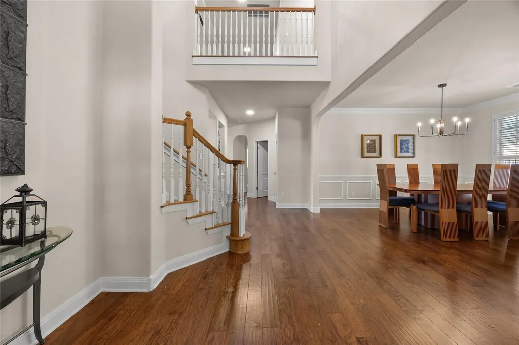5836 Brittlyns Court Austin TX 78730