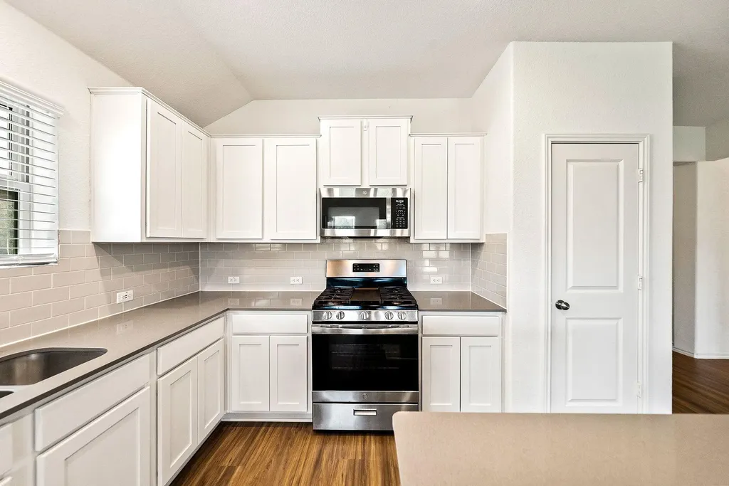 3416 Pauling Loop Round Rock TX 78665