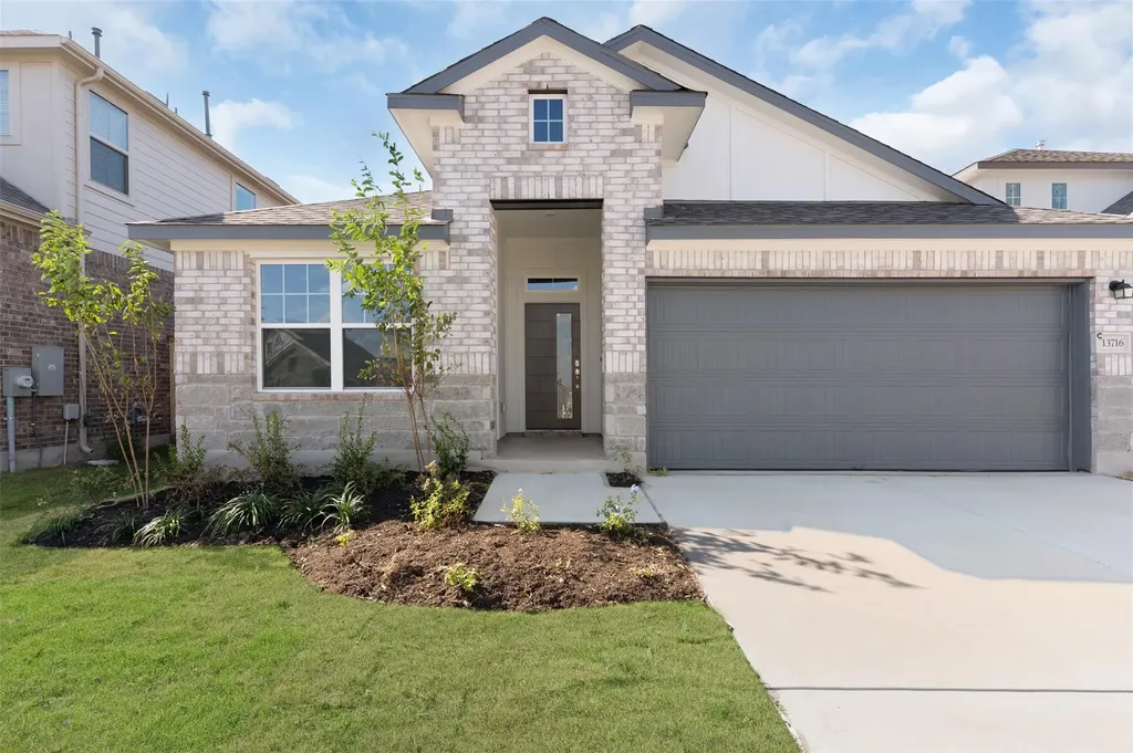 25524 Flora Bella Lane Elgin TX 78621