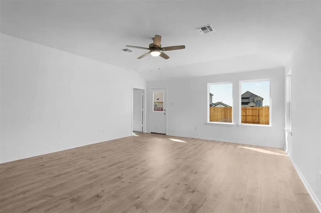 25524 Flora Bella Lane Elgin TX 78621