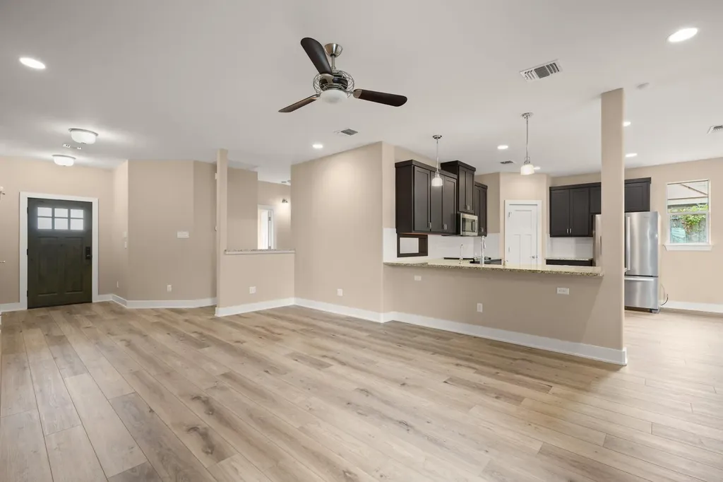 9808 Longhorn Skyway Dripping Springs TX 78620