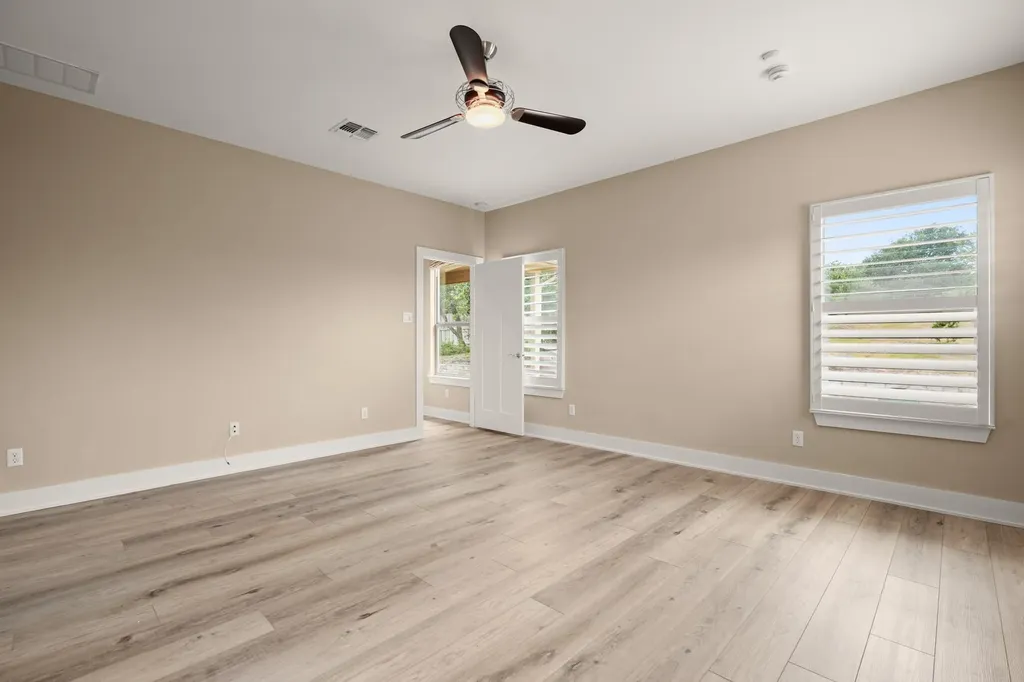 9808 Longhorn Skyway Dripping Springs TX 78620