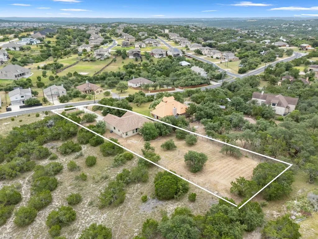 9808 Longhorn Skyway Dripping Springs TX 78620