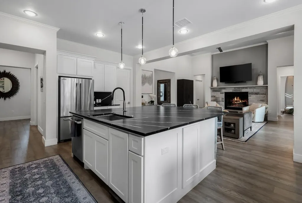 495 Bunker Ranch Boulevard Dripping Springs TX 78620