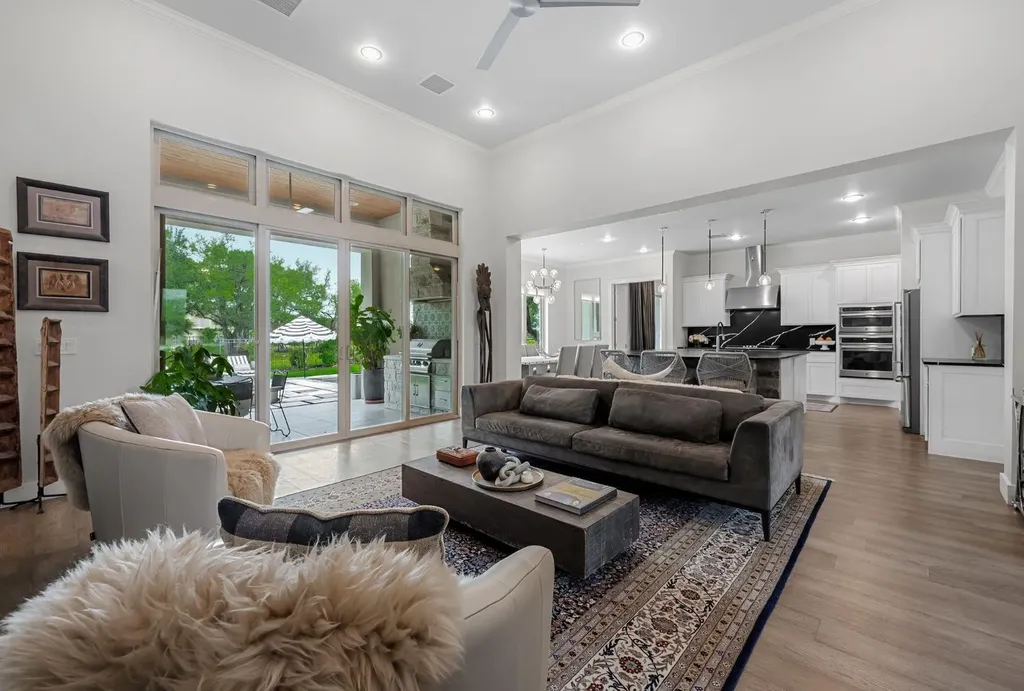495 Bunker Ranch Boulevard Dripping Springs TX 78620