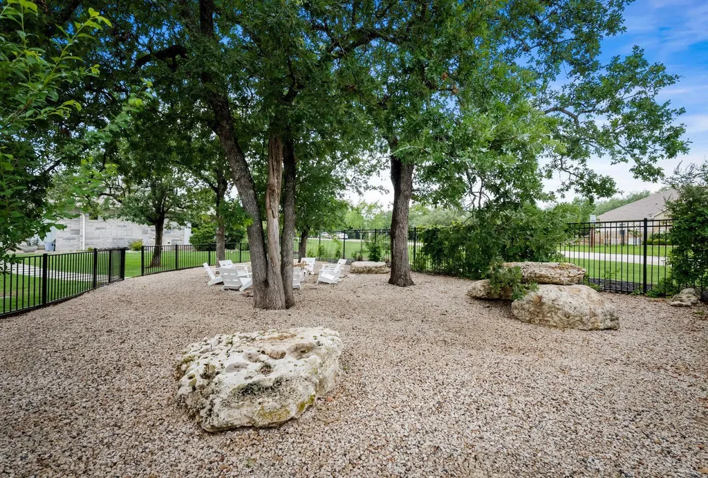 495 Bunker Ranch Boulevard Dripping Springs TX 78620