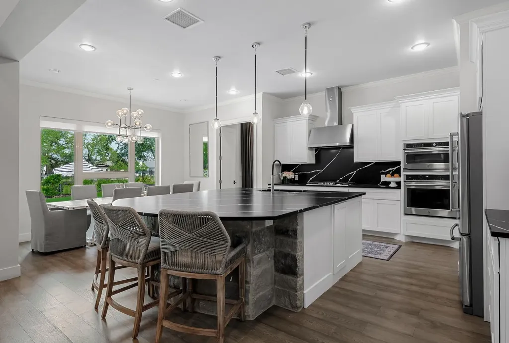 495 Bunker Ranch Boulevard Dripping Springs TX 78620
