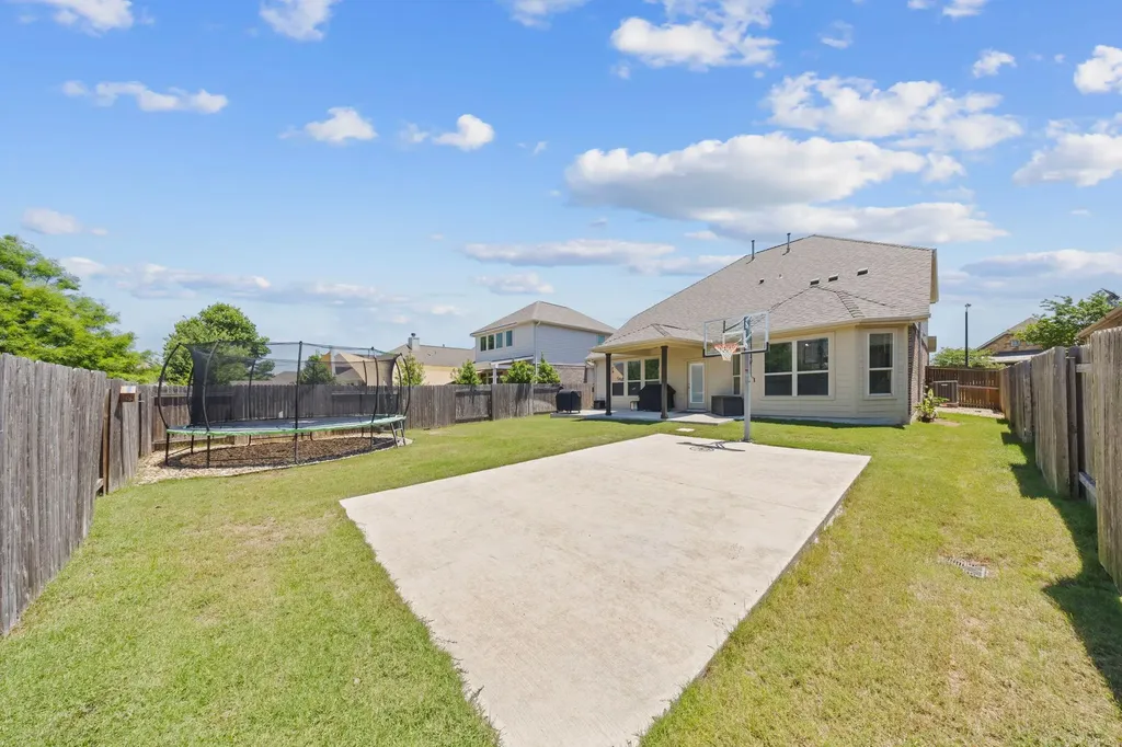 19820 E Rhiannon Lane Pflugerville TX 78660
