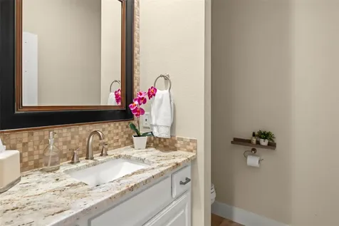2216 Garden Court San Marcos TX 78666