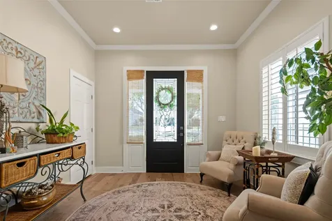 2216 Garden Court San Marcos TX 78666