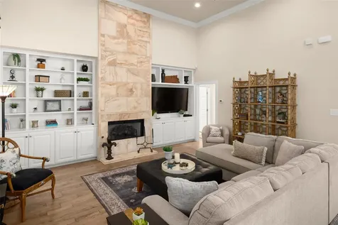 2216 Garden Court San Marcos TX 78666