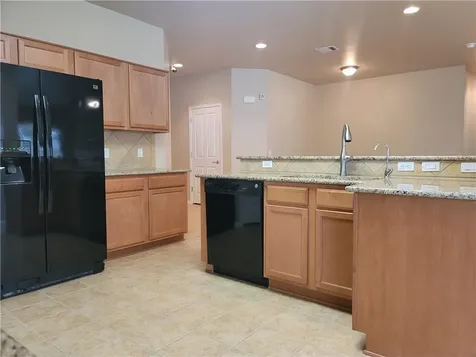 208 Hummingbird Lane Leander TX 78641