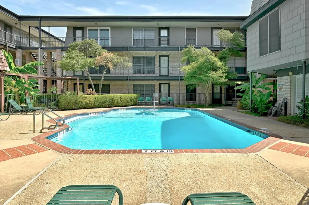 2425 Ashdale Drive Austin TX 78757