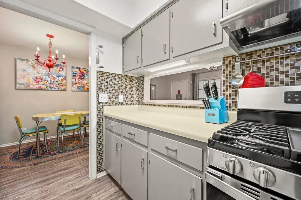 2425 Ashdale Drive Austin TX 78757