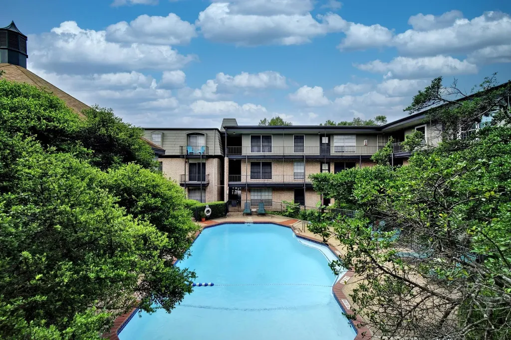 2425 Ashdale Drive Austin TX 78757