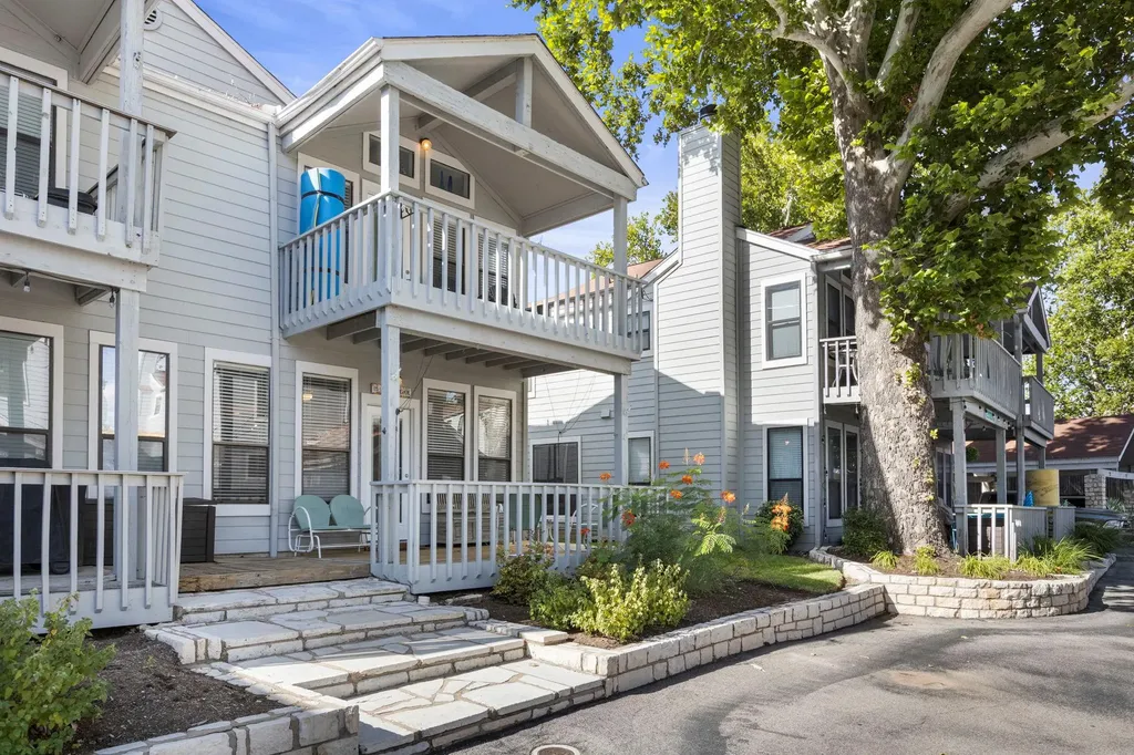 501 Reynolds Street Kingsland TX 78639