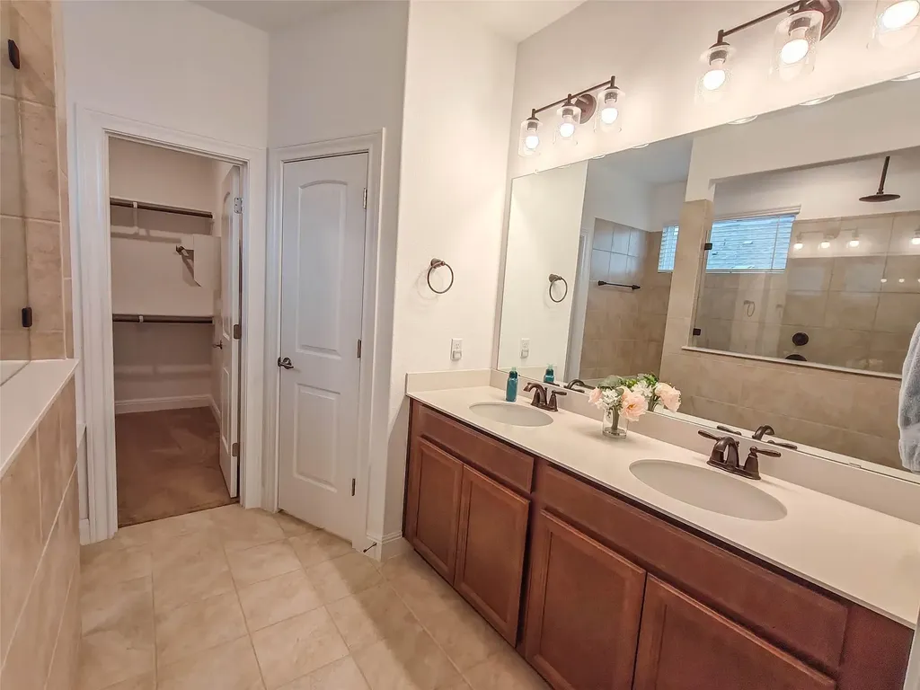 200 Fiddleneck Road Marble Falls TX 78654