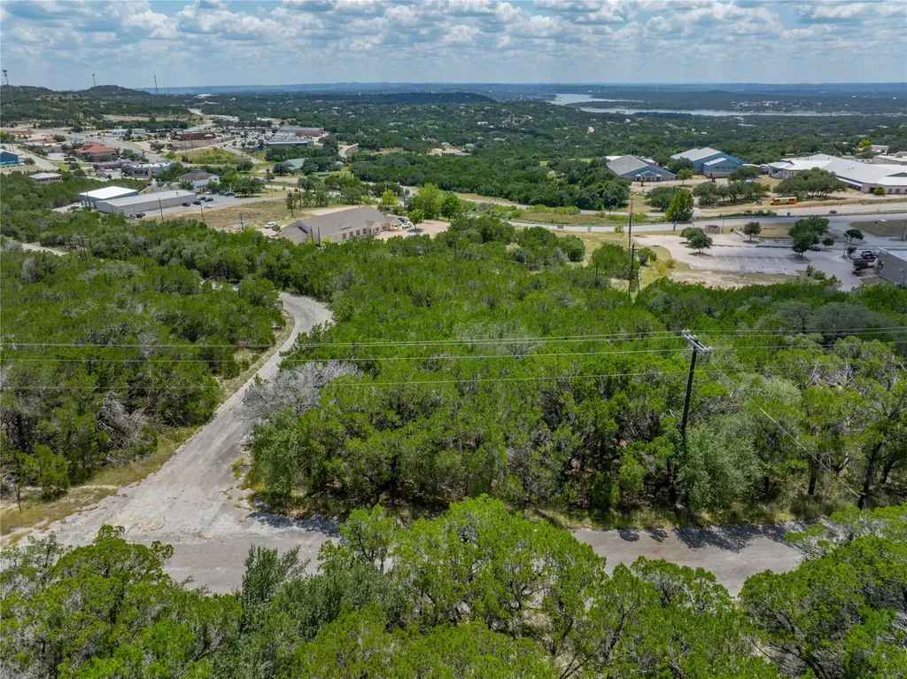 8200 Arroyo Avenue Lago Vista TX 78645
