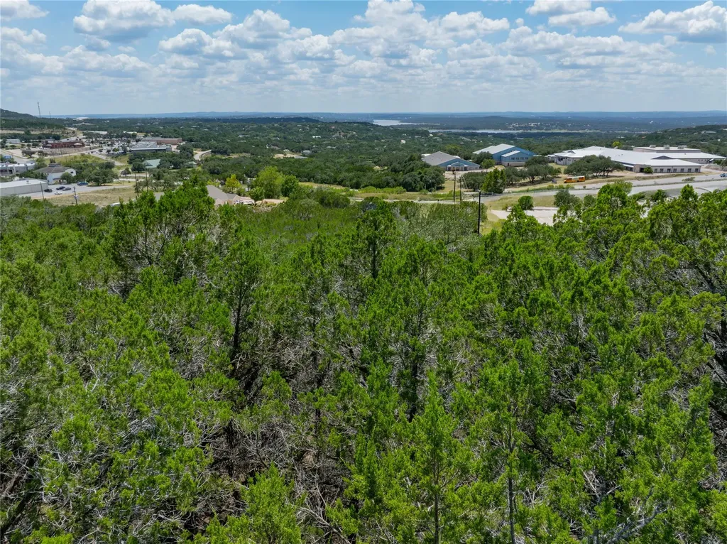 8200 Arroyo Avenue Lago Vista TX 78645