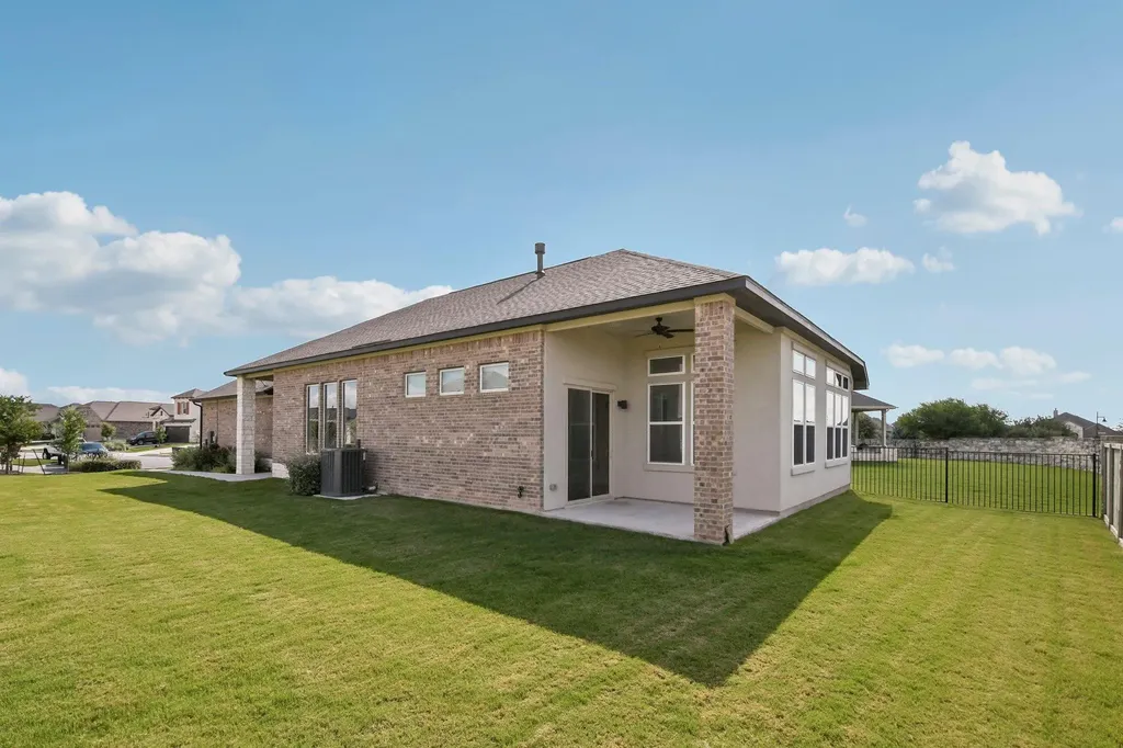 181 Benedum Way Liberty Hill TX 78642