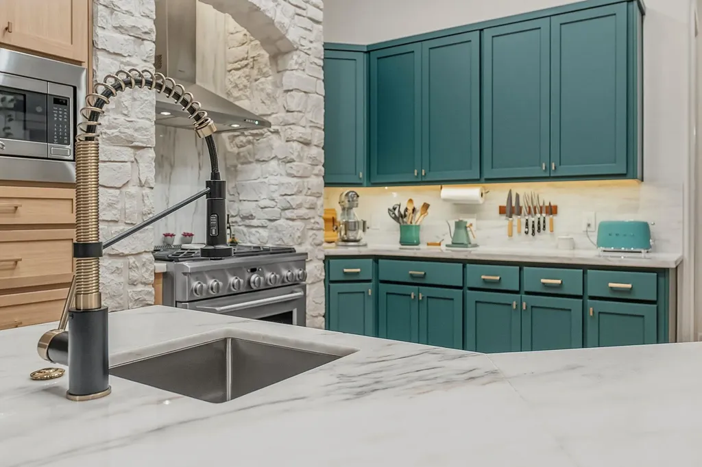 113 Silverstone Drive Georgetown TX 78633