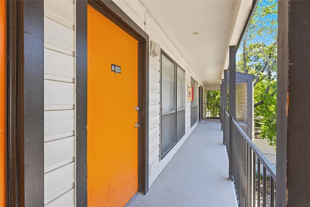 2801 Hemphill Park Austin TX 78705