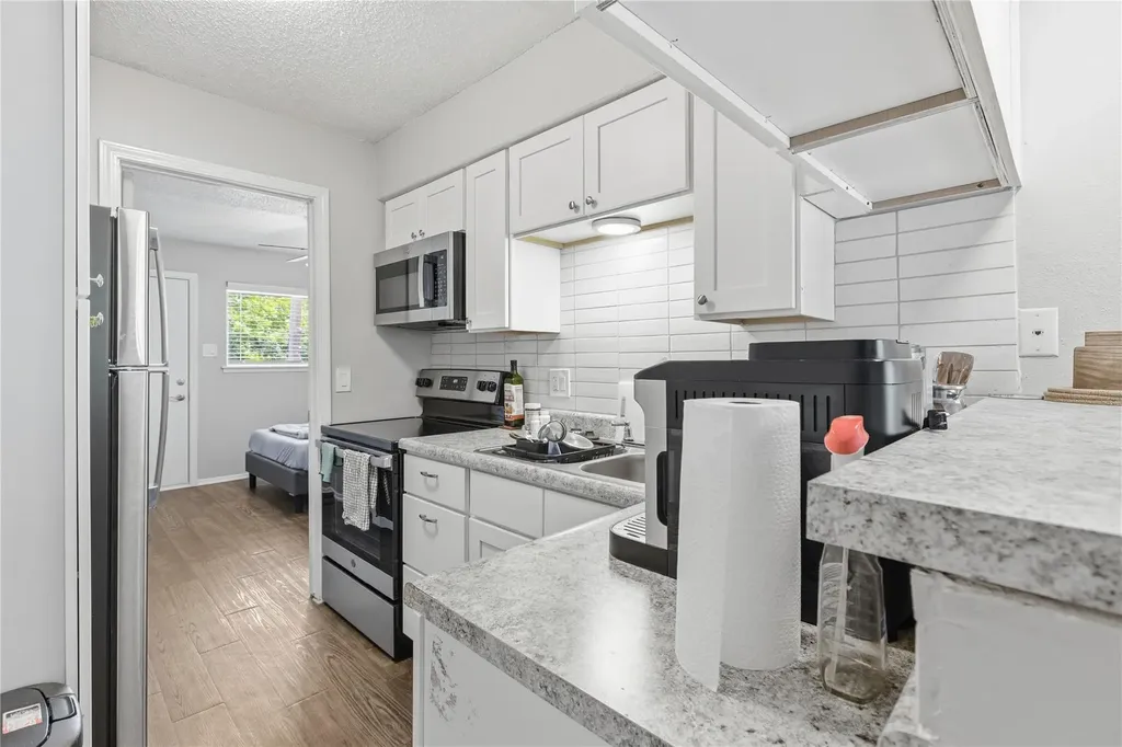 2801 Hemphill Park Austin TX 78705