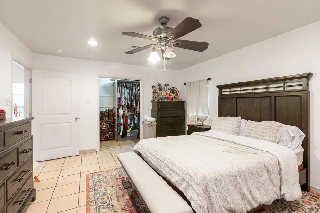 176 Old Lexington Road Elgin TX 78621