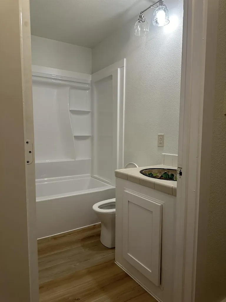 176 Old Lexington Road Elgin TX 78621