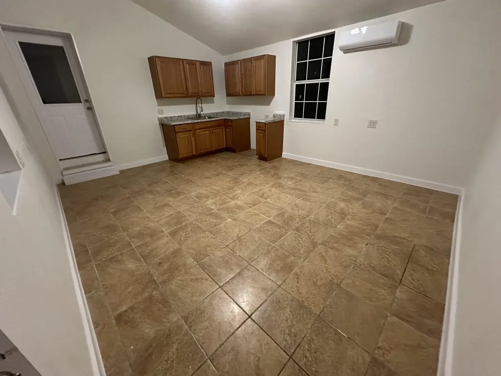 176 Old Lexington Road Elgin TX 78621