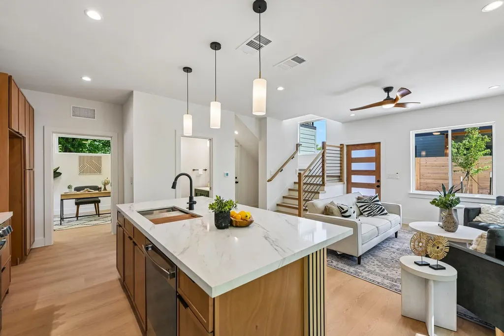 513 W Odell Street Austin TX 78752