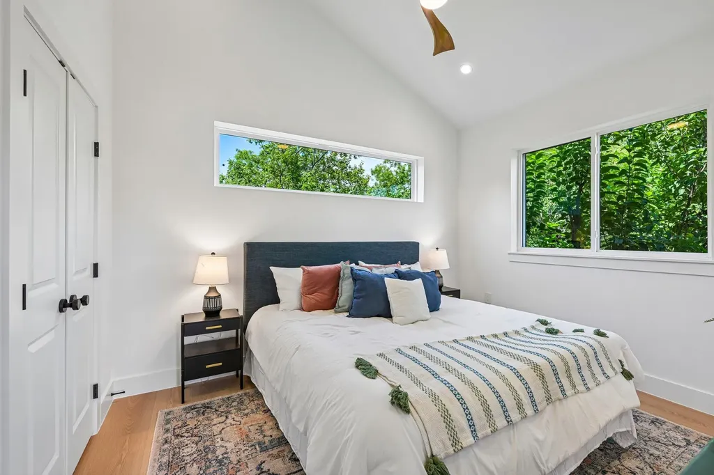 513 W Odell Street Austin TX 78752